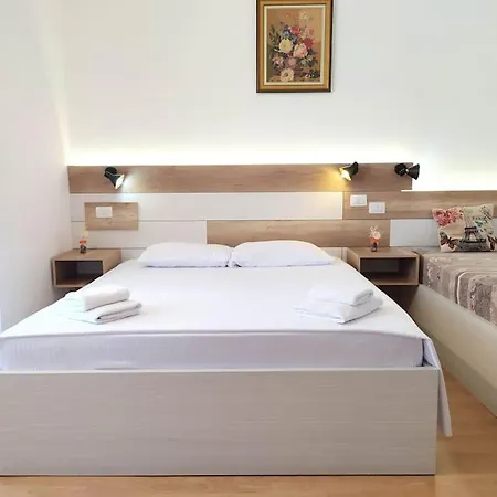 Evoo Liceu Apartman *