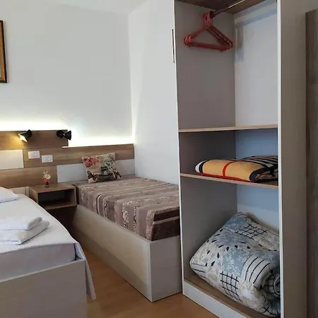 Evoo Liceu Apartman *