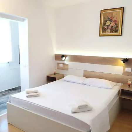 Apartman Evoo Liceu Tirana