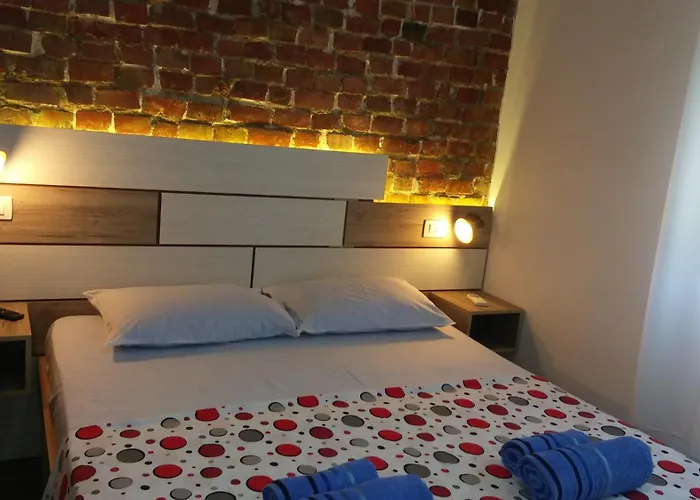 Evoo Liceu Apartamento Tirana